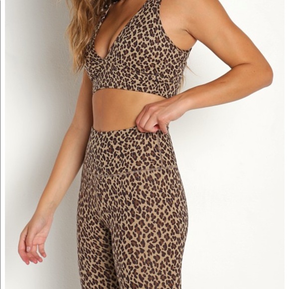 Varley Watson Bra Coffe Cheetah size large - Picture 12 of 13